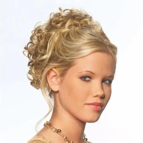MANE ATTRACTION SASSY - Picture 1 of 3